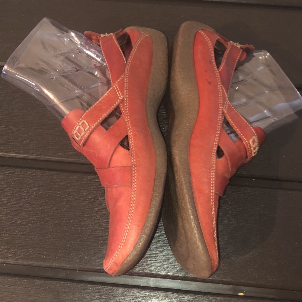 TIMBERLAND 26354-9026 Red Leather Slip On Criss Cross Sandal Shoes 9.5 - Picture 6 of 12